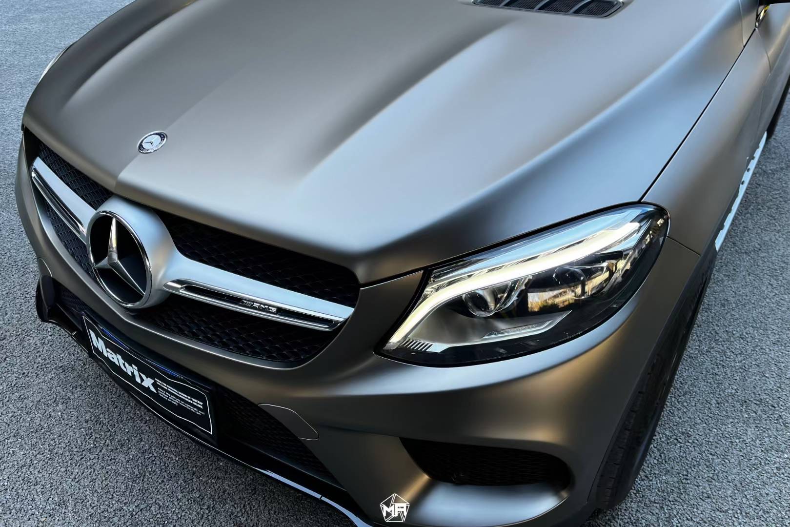 奔驰gle矩阵改色膜,霸气尽显,「钛」好看了!_搜狐汽车_搜狐网