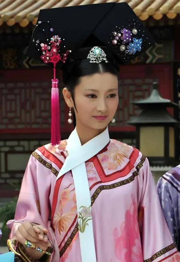《甄嬛传》你不知道的事,孙俪聚会最早闪人,斓曦"靠牙"得角色_依扎