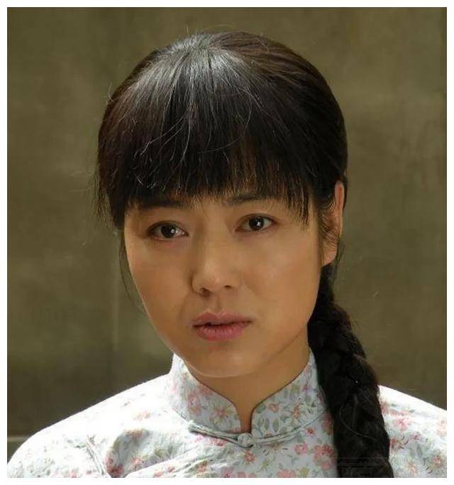 王茜华_表演_生活