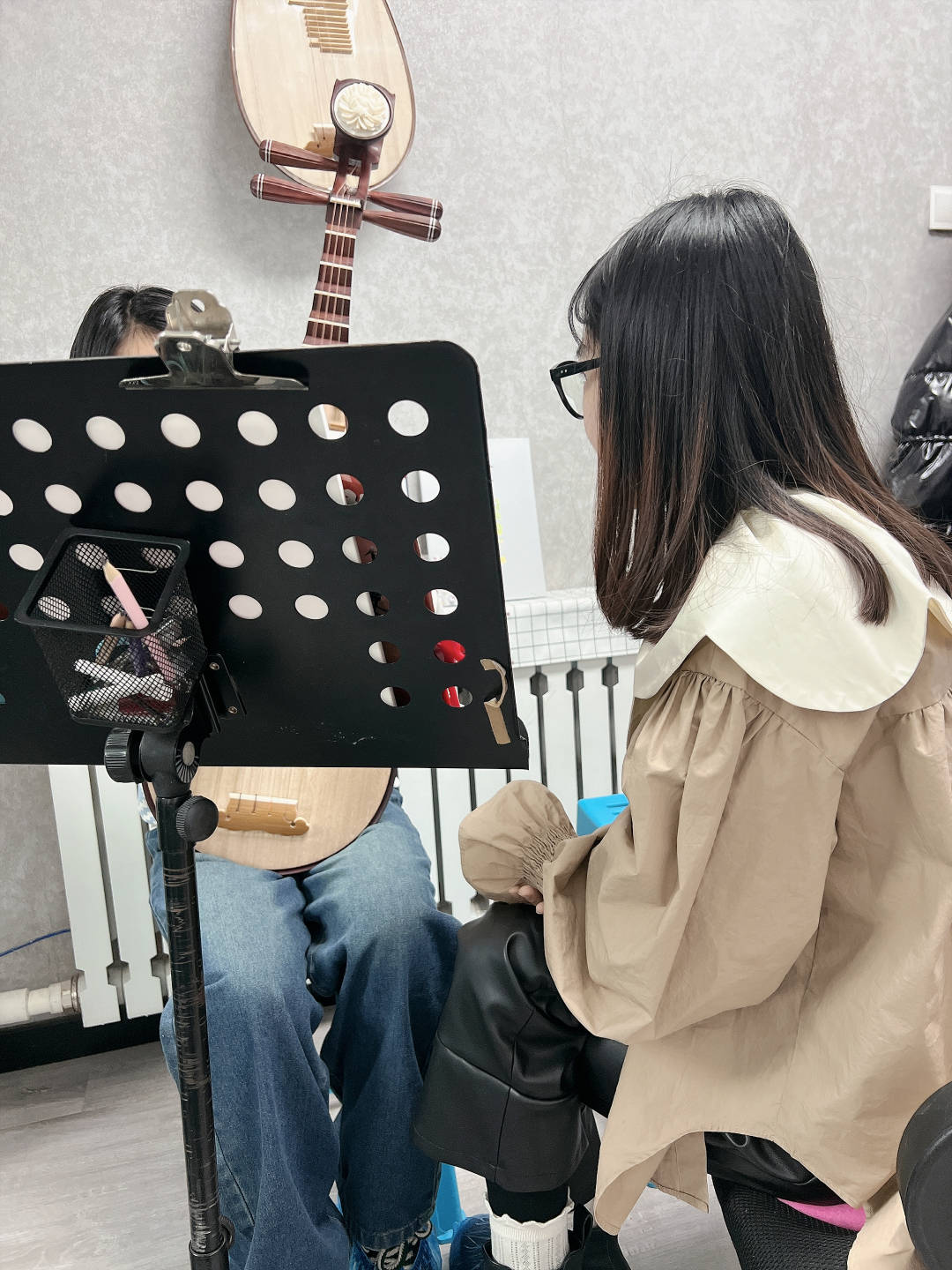 刘欣彤老师有扎实音乐基础和教学经验,个人和所教学生成绩显著_琵琶