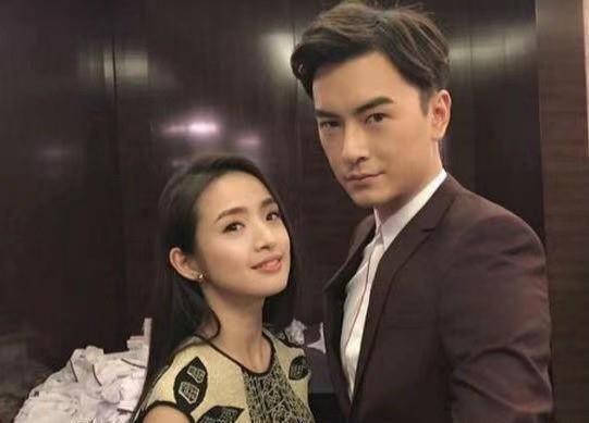 植树节郑元畅发微博被全网召唤,今天种下一棵树,江直树会栽在你手里