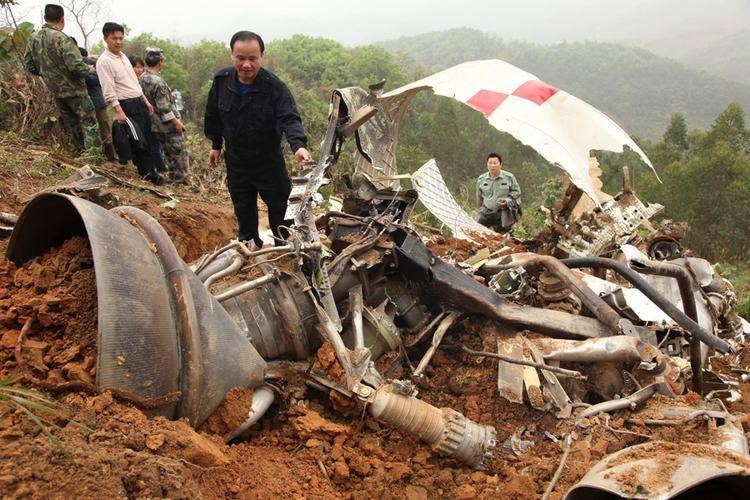 火箭残骸砸死人图片