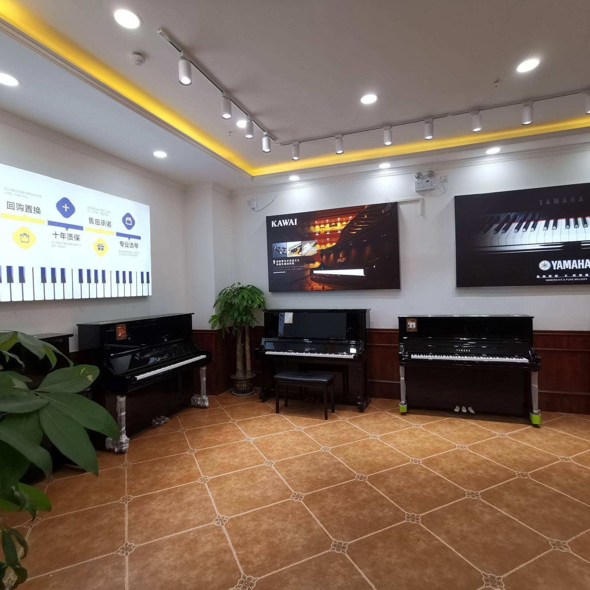 武汉正规钢琴琴行哪家好?_服务_音乐_顾客
