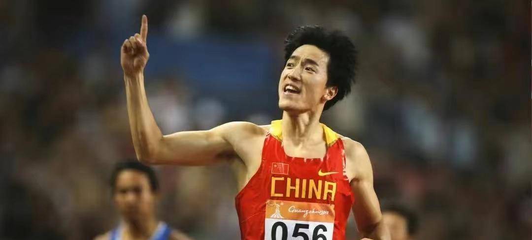 知情人:刘翔长期在国外旅游,靠终身合同养老,与2婚妻子将生娃_奥运会