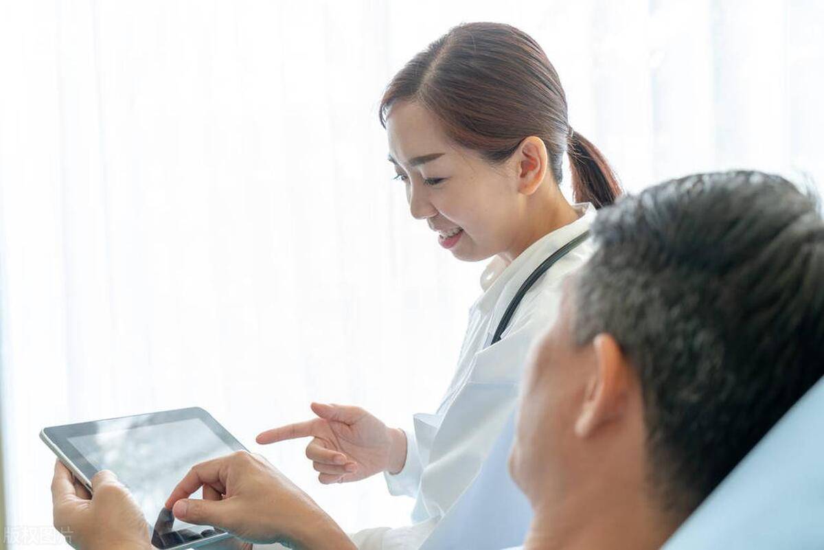 陪护师证书​怎么报名、报名要求、考试内容、就业方向