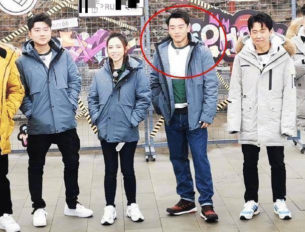 李晨晒跑男合影,杨颖不抢c位往后站,郑恺当爸后又换新搭档了?
