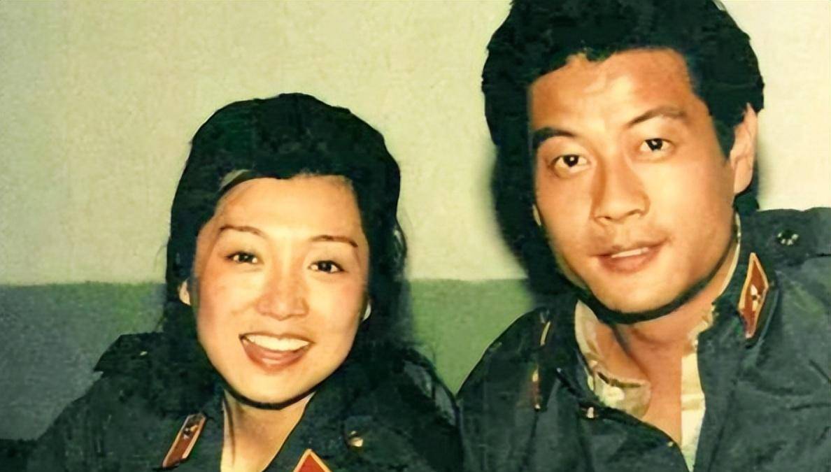 演员巫刚:与前妻15年婚姻分道扬镳,却和不婚不育的陈瑾纠缠20年_生活