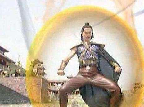 周围形成一个看不见的剑气空间,其中包含了所有圣灵剑法的剑法招式,可