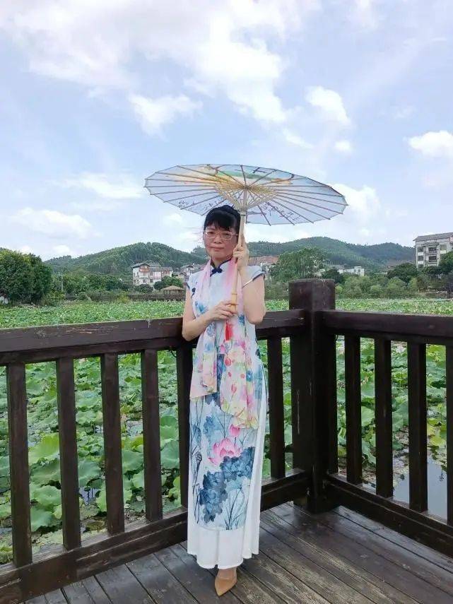 『千家才媛』顾奇清诗词精选_北流市_清风_悲欢
