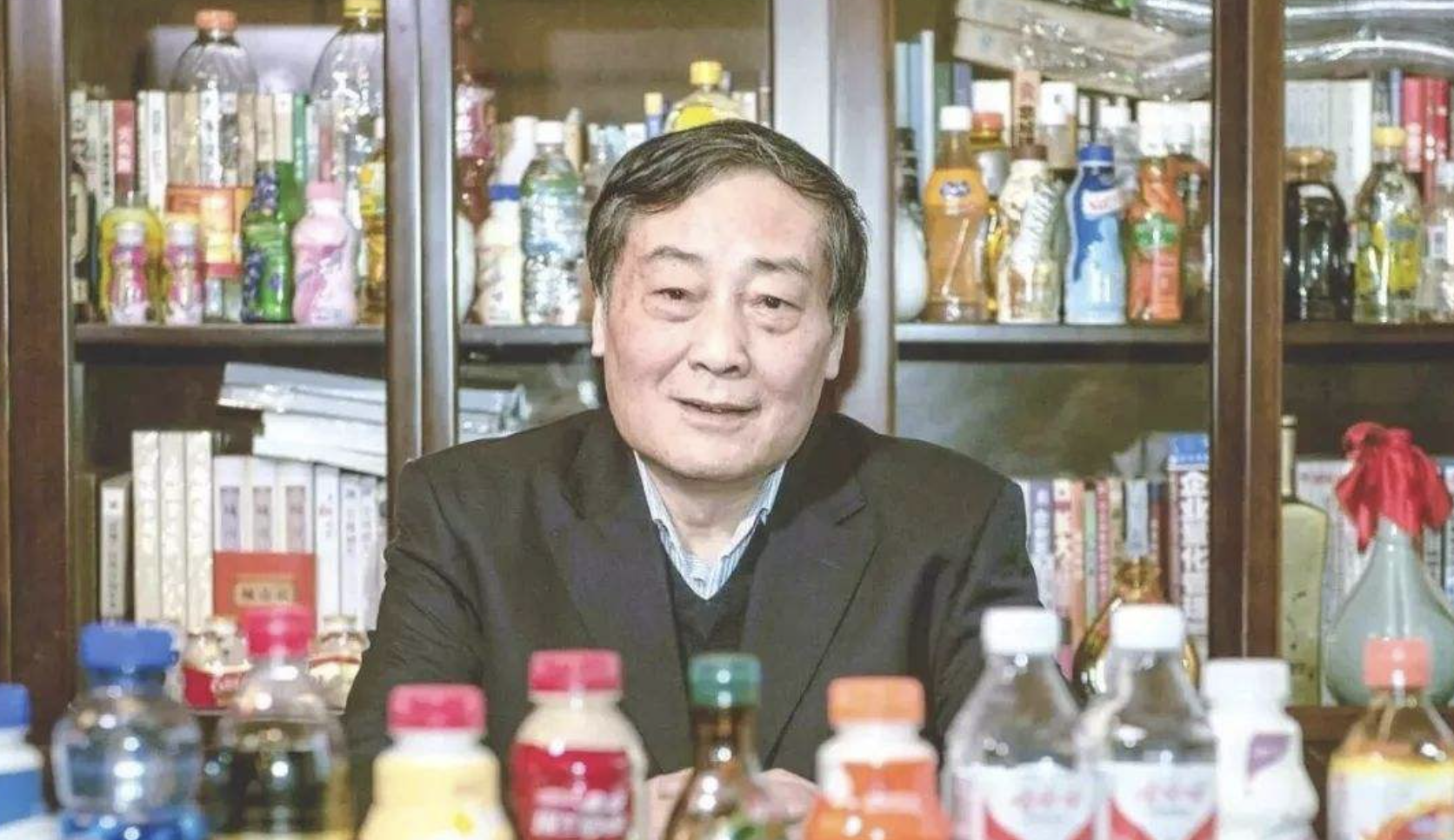 娃哈哈创始人宗庆目前情况平稳;创始人回应考虫倒闭…_服务_集团_合作