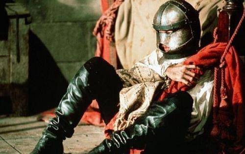 被法国王室囚禁34年,虽是阶下囚却无人敢惹_路易十四_面具_巴士底狱