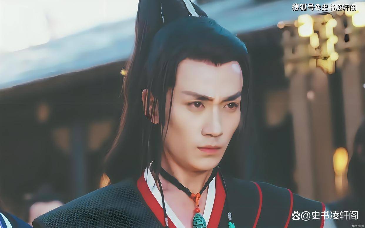 傅红雪便矢志于刀法之道,每日沉浸于拔刀,收刀之修炼中,心无杂念,投入