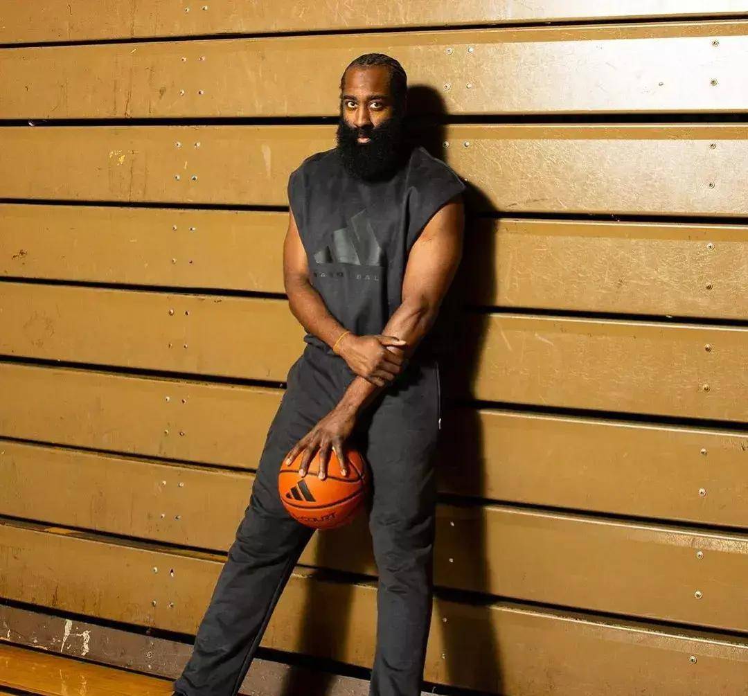 美国媒体评选出23-24赛季25名最佳控球后卫.