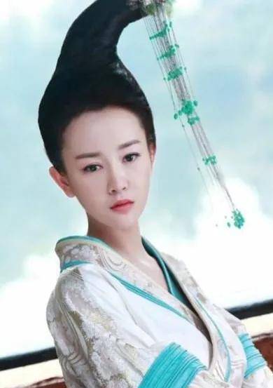 颜值极高,于正对她寄予厚望,却一手好牌打的稀烂,张檬做了什么_王语嫣