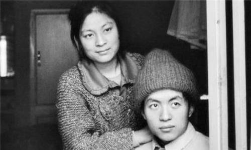 他留下的诗句被年轻人当作个性签名_顾城_英儿_谢烨