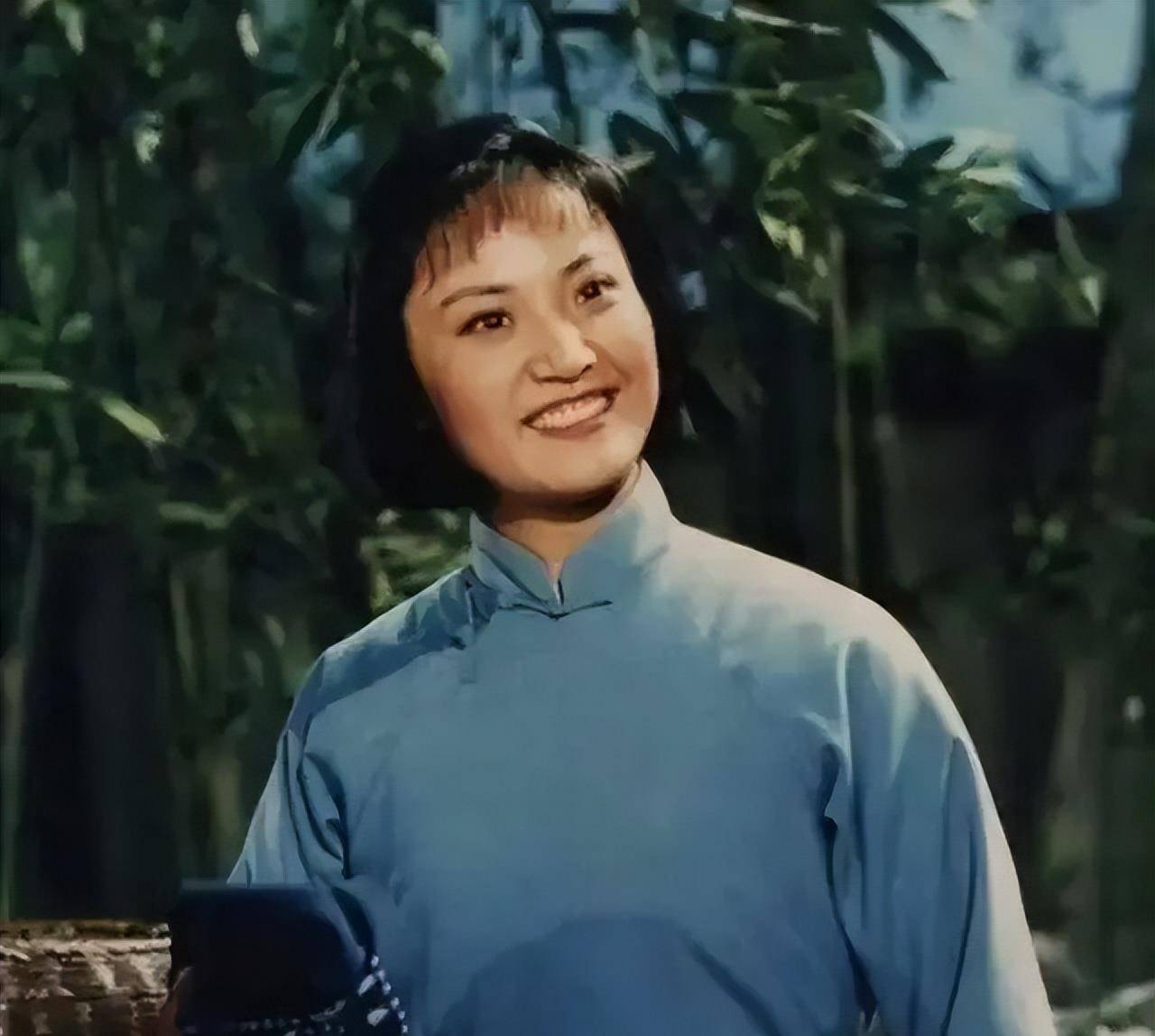 86版"白骨精"杨春霞:被导演"哄骗"出演,一生不喜自