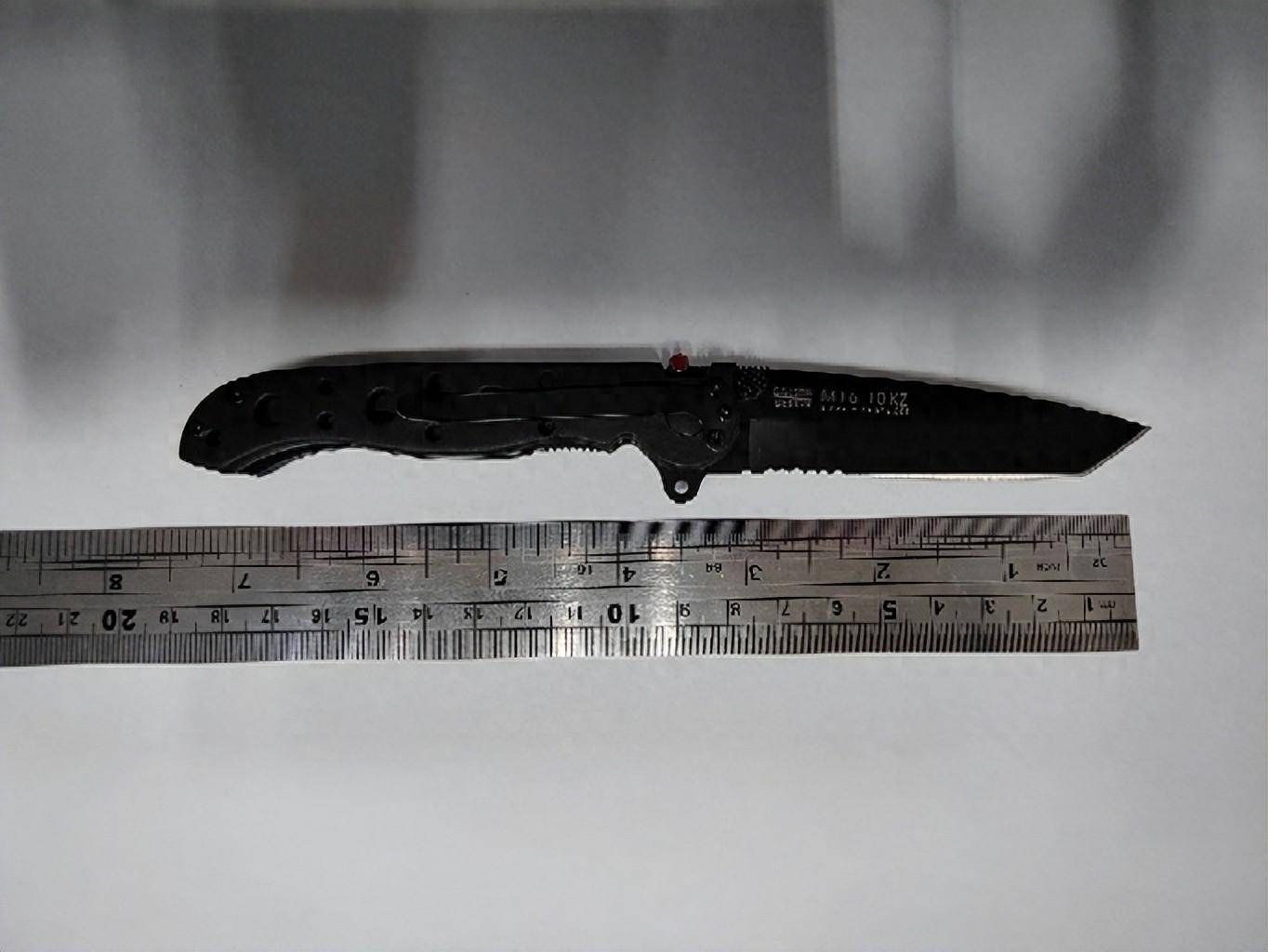 携带管制刀具进站乘车,男子被罚200元!_处罚_王先生_齐齐哈尔南站