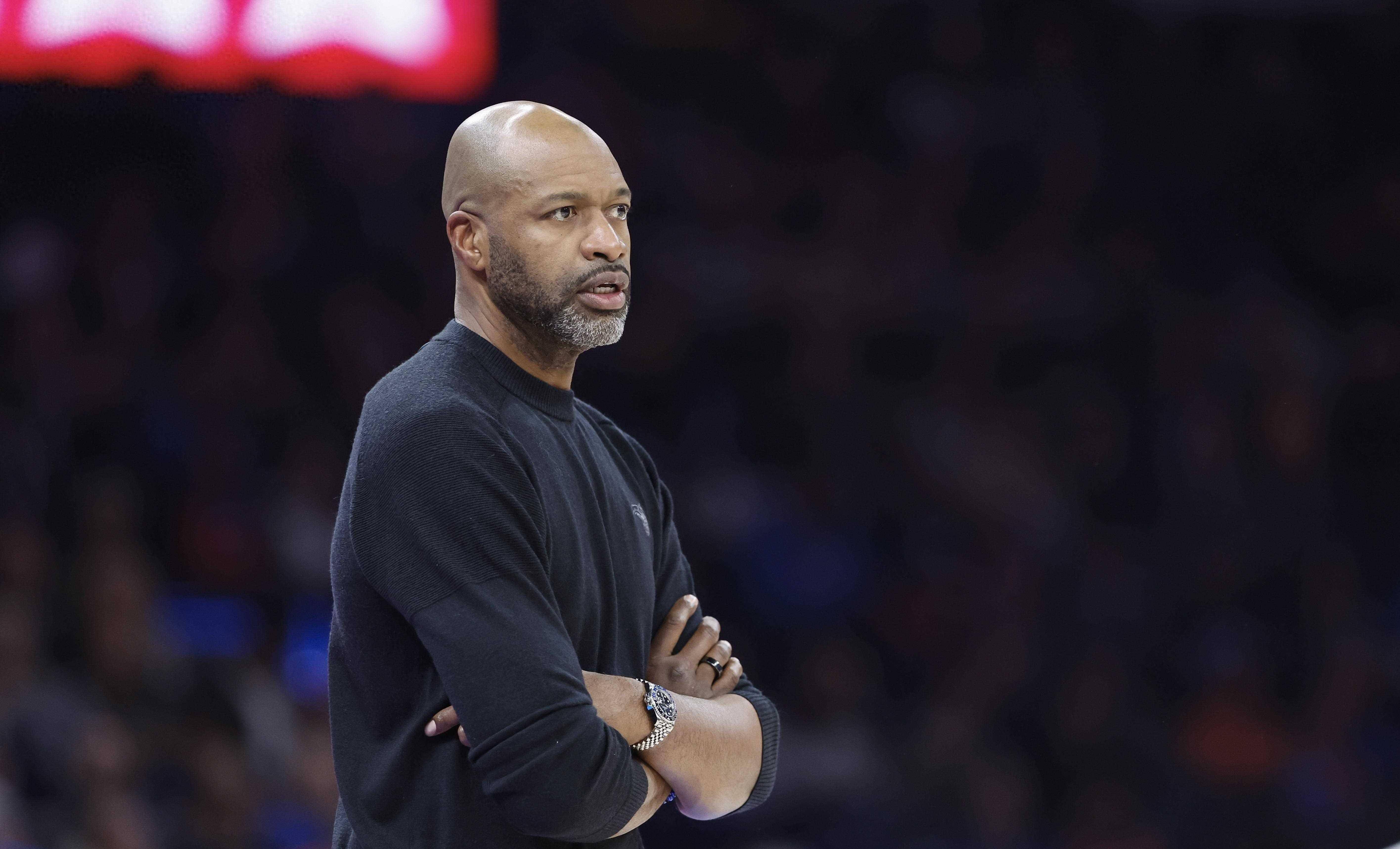 魔术主帅谈30胜:我对此不满意 不过对球队完成反弹感到骄傲_胜利_莫斯