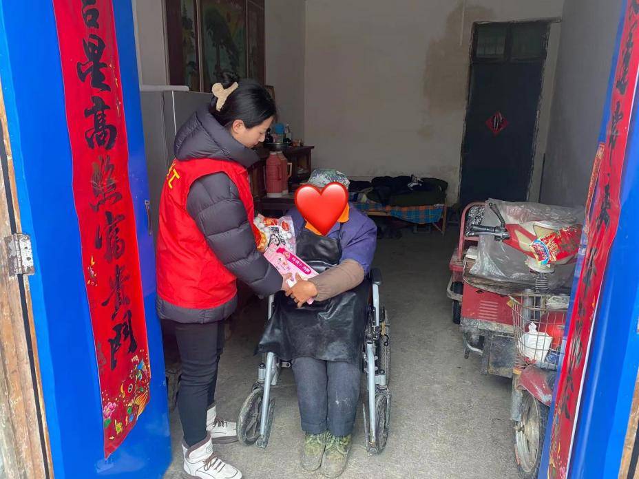 合肥经开区:寒冬送温暖,救助有温度_老人_关爱_天气