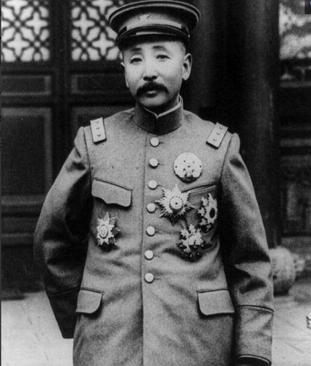 张作霖皇姑屯被炸现场:照片中出现一个不该出现之人_东北_日本_南京