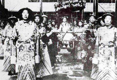 满脸脓包,面露阴险,最终落个身首异处_李进西_安德海因_欢心