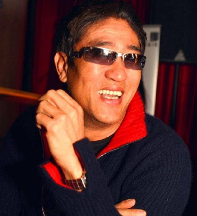 亚洲第一飞人柯受良, 为迎香港回归驾车飞跃黄河, 50岁饮酒过度去世