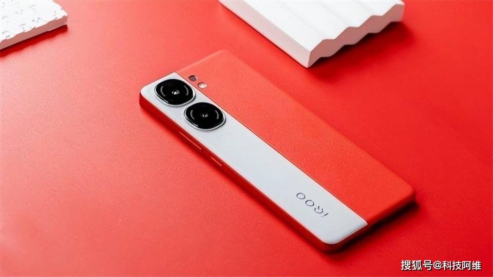 骁龙8gen2,仅售3199元还送耳机,被"低估"的优质旗舰_手机_vivo_消费者