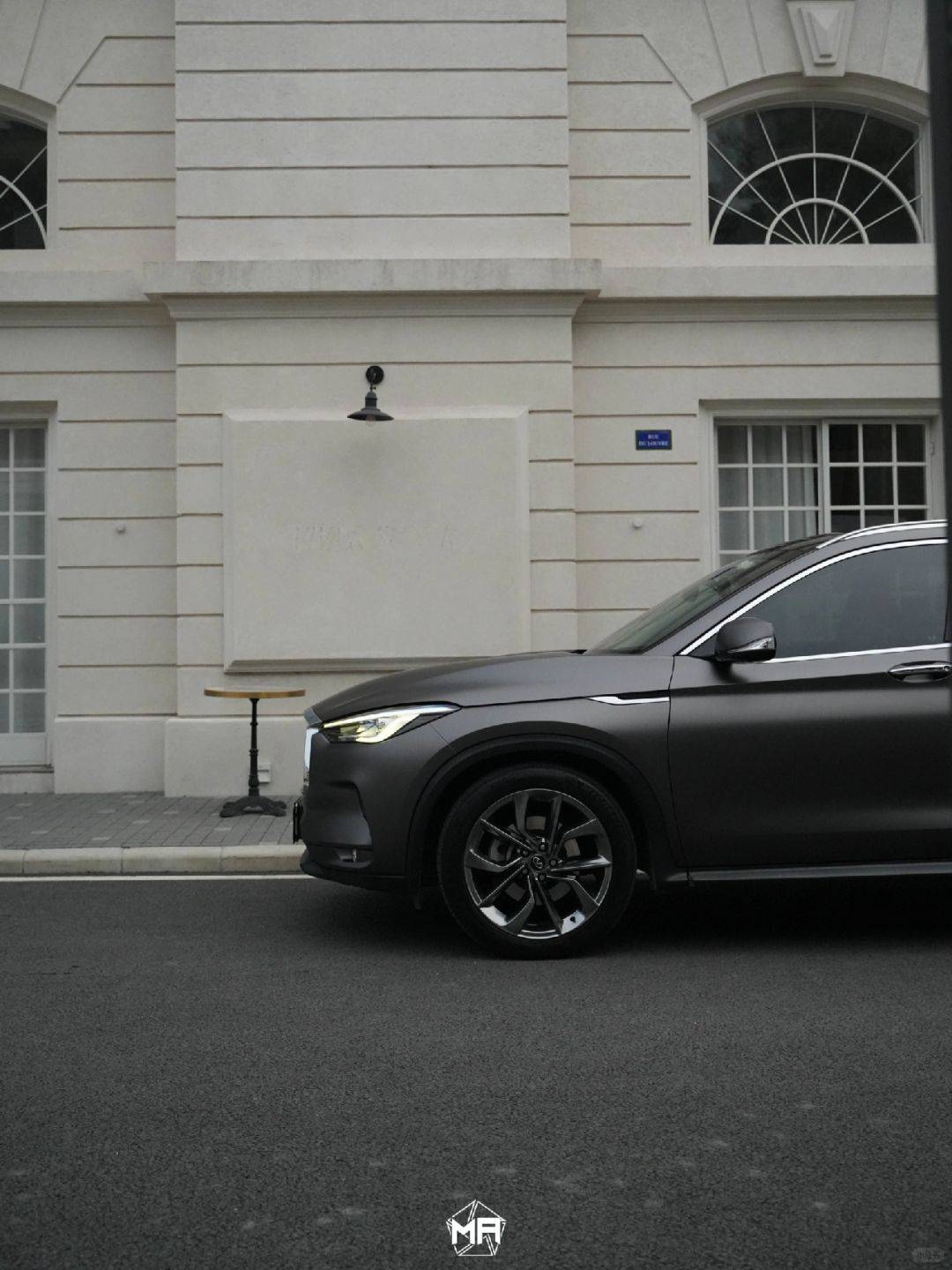 英菲尼迪qx50矩阵改色膜三界灰(哑),凌人气势,彰显不凡_搜狐汽车_搜狐