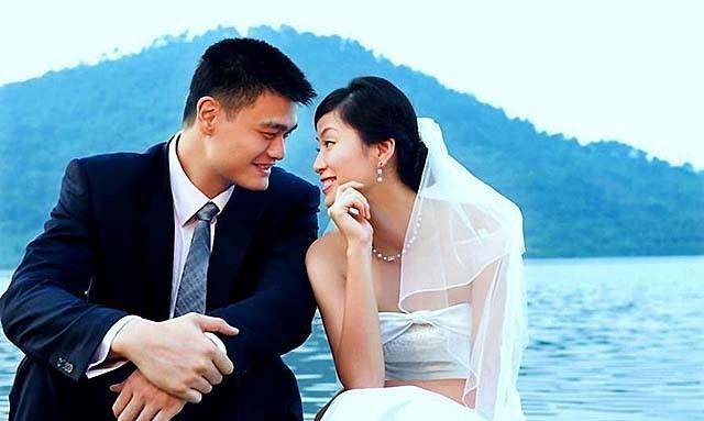 姚明妻子叶莉近况:退役后为丈夫理财,11岁女儿身高到爸爸胸口_nba