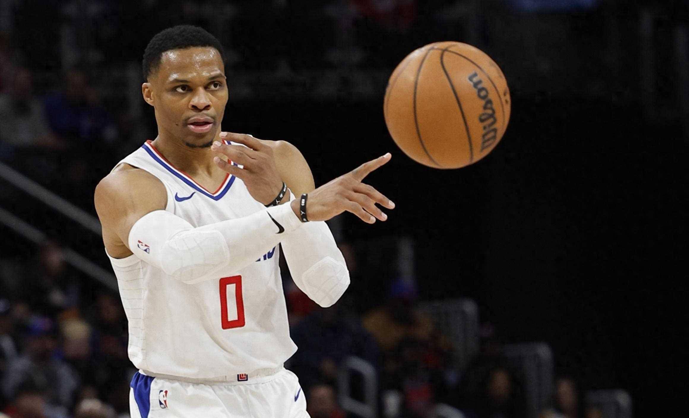 完美转型!nba历史上生涯替补数据能场均10 5 5的只有威