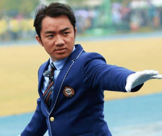 有种"粘贴复制"叫王祖蓝女儿,完美避开妈妈基因,与爸爸神撞脸_漂亮