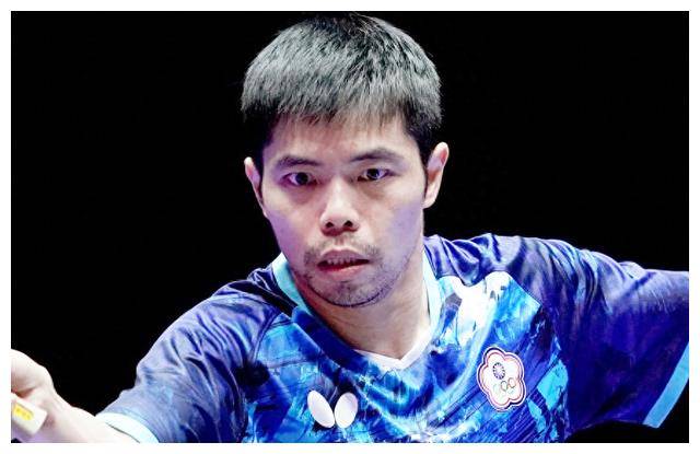 庄智渊疯狂击败邱党!42岁世乒冠军展现霸气!11-1轻松收官胜利.