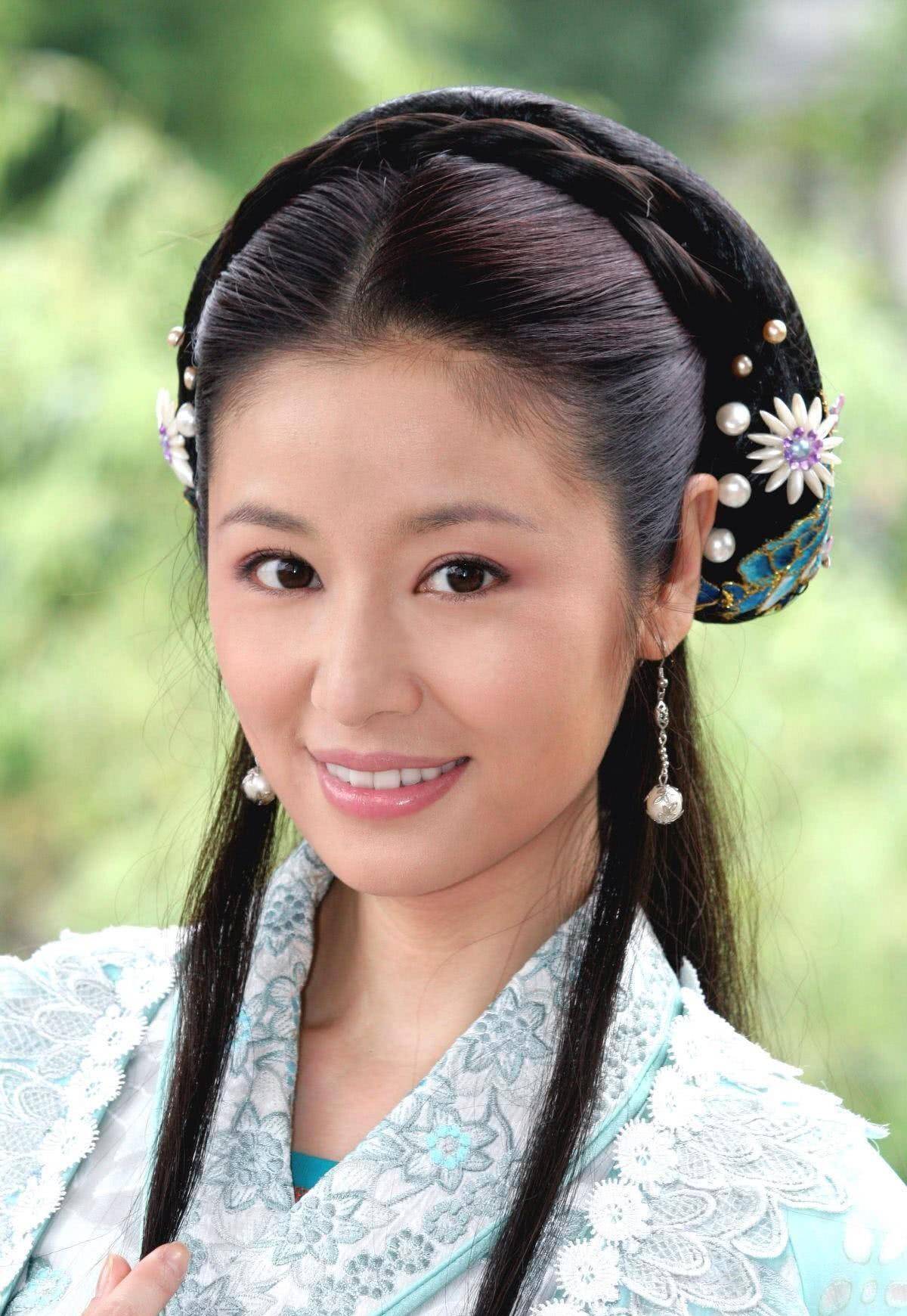 但是如果艺人碰到林心如的话就有点实惨了,因为林心如的饰演年龄是不