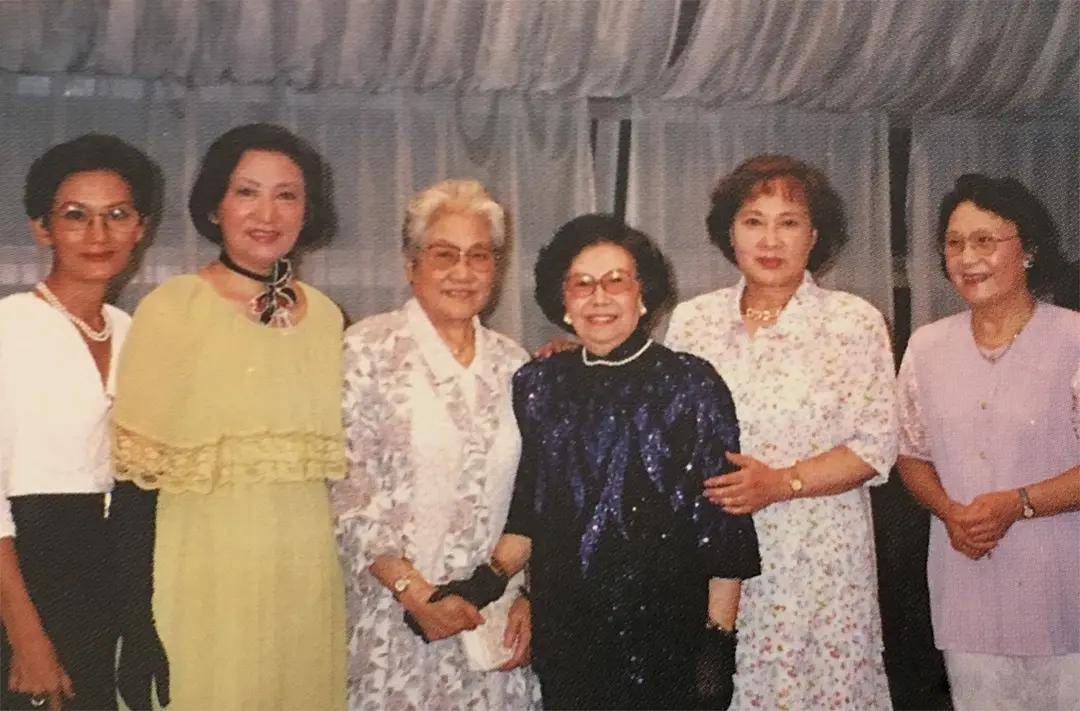 朱虹,著名港星,在银幕上竟饰演过阿庆嫂_观众_影片_香港