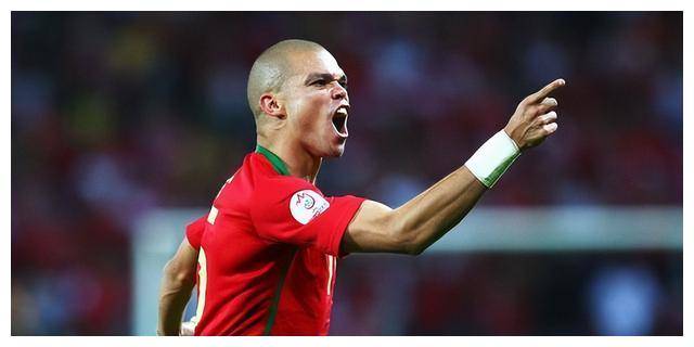 佩佩就像巅峰期的内斯塔,赖斯努力进取,希曼感慨不已.