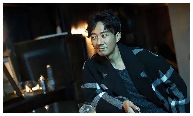 赵立新放弃中国国籍,欲替日本赎罪,最终成为大笑话!