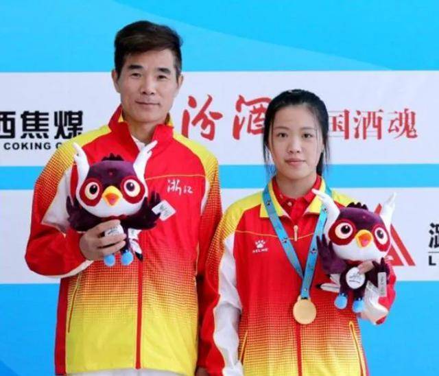 两年前就获杨倩力挺_余丽华_于立华_事件