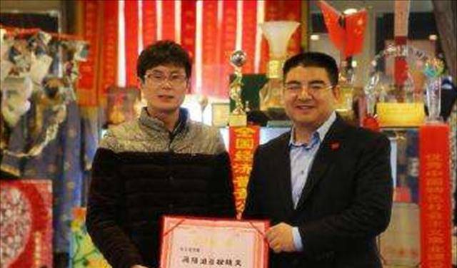 张艺冬所希望挽救的下一个人名叫姜鹏,这个正值大好年华的少年,却因为