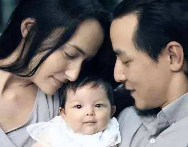 女儿像爹真不是盖的!吴彦祖好基因没浪费_社交_媒体_生活