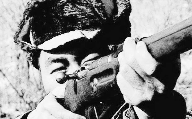 0:215,平均每6发子弹带走一美军,"郭忠田英雄排"的