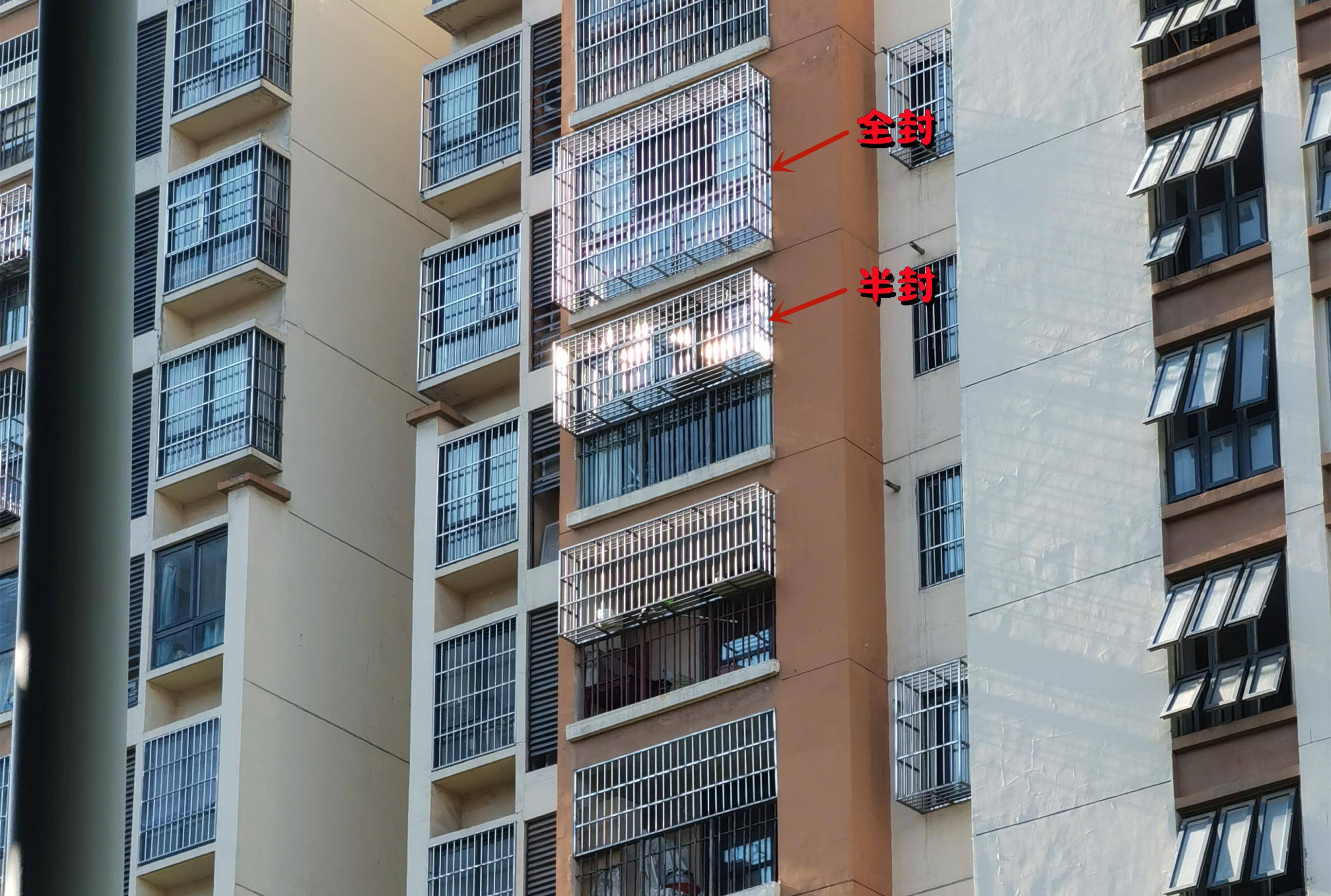 全封防盗窗就是将整个阳台的窗户全都包起来,能做到双重防护的作用