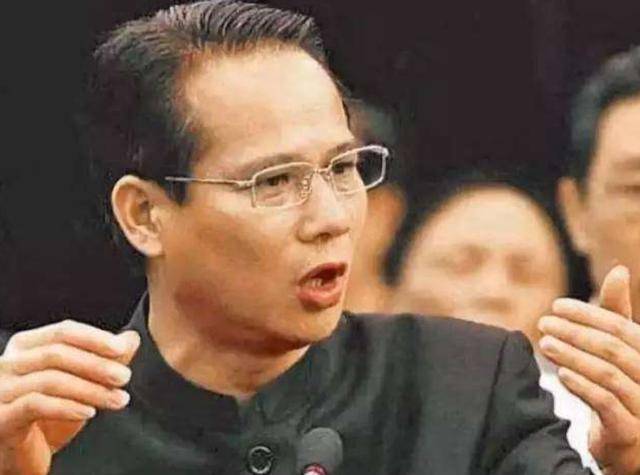 从"太子"到"囚徒"——东莞土皇帝梁耀辉的不归路_人们_投资_大量的