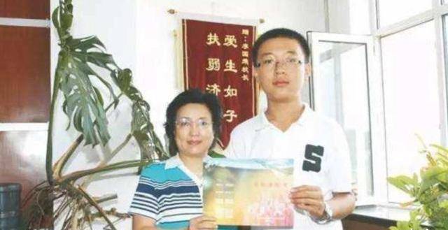 "神童"孙天瑞:13岁高考654分,为何拒北大选北航?_孩子_小时候_人生