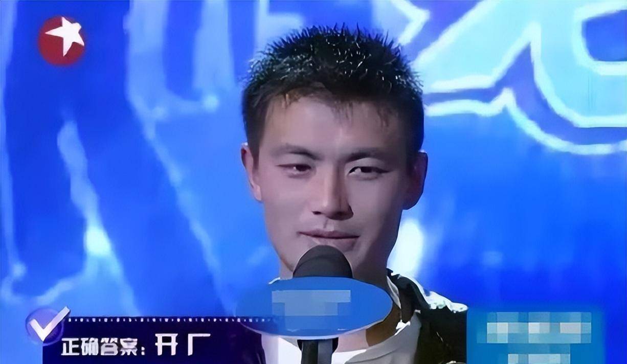 遍体鳞伤,可当"外敌"出现时,他们又能抛下此前的种种恩怨,联手御敌