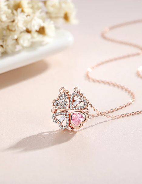 茉伊莱幸运四叶草项链:轻奢时尚,女神的专属幸运符_礼物_都能_魅力