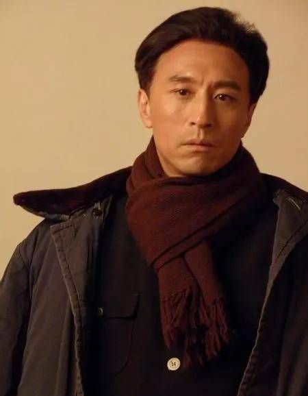 演员王洛勇,胡歌恩师,24岁娶妻,如今结婚40年还是零绯闻_丁宁_因为