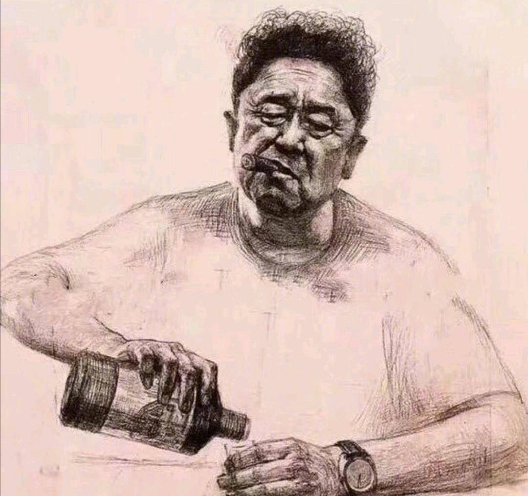 关键是上午已经喝过一场了,晚上直接喝醉,助理把于谦带到后台时已经不