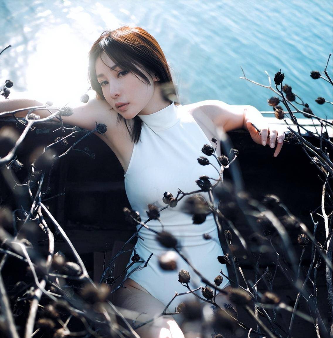 综艺中"令人气愤"的场面:让人舔脚趾,欺负没有背景的女演员_范湉湉