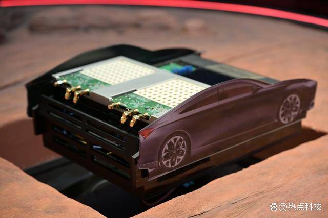 中国硬科技霸场mwc:小米su7出征,华为搞大事,ai炸了芯片窝_手机_品牌