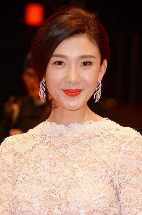 她长得漂亮身高1米82,却无人"轻易搭戏",出道多